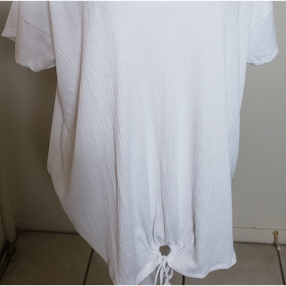 Long white blouse - Picture 2 of 5